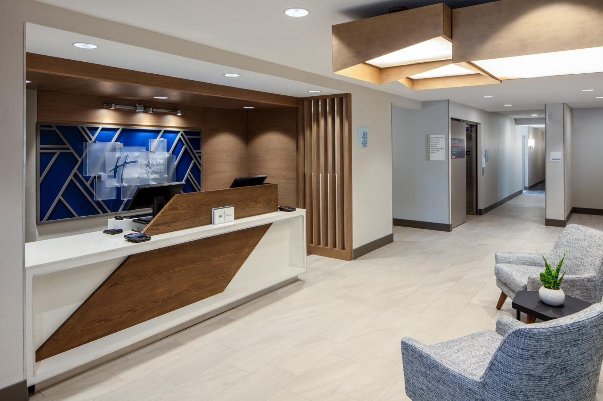 Holiday Inn Express Turlock By Ihg Exterior foto
